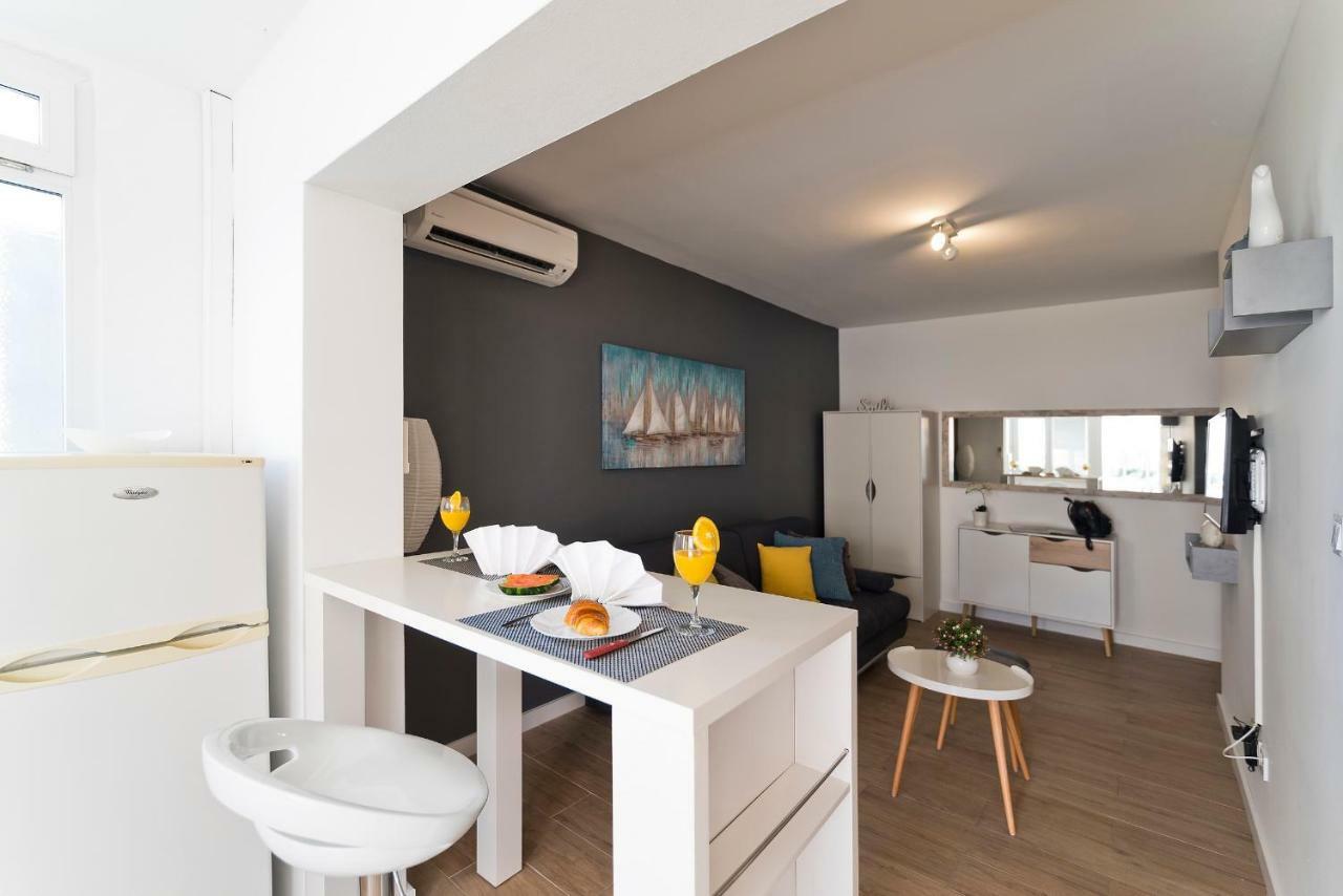 Apartment Marina Primosten Luaran gambar