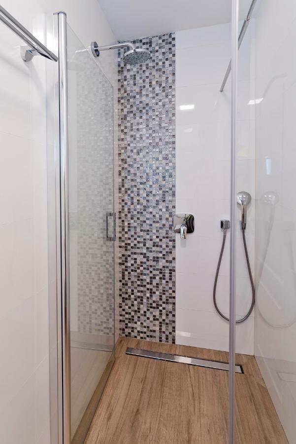 Apartment Marina Primosten Luaran gambar