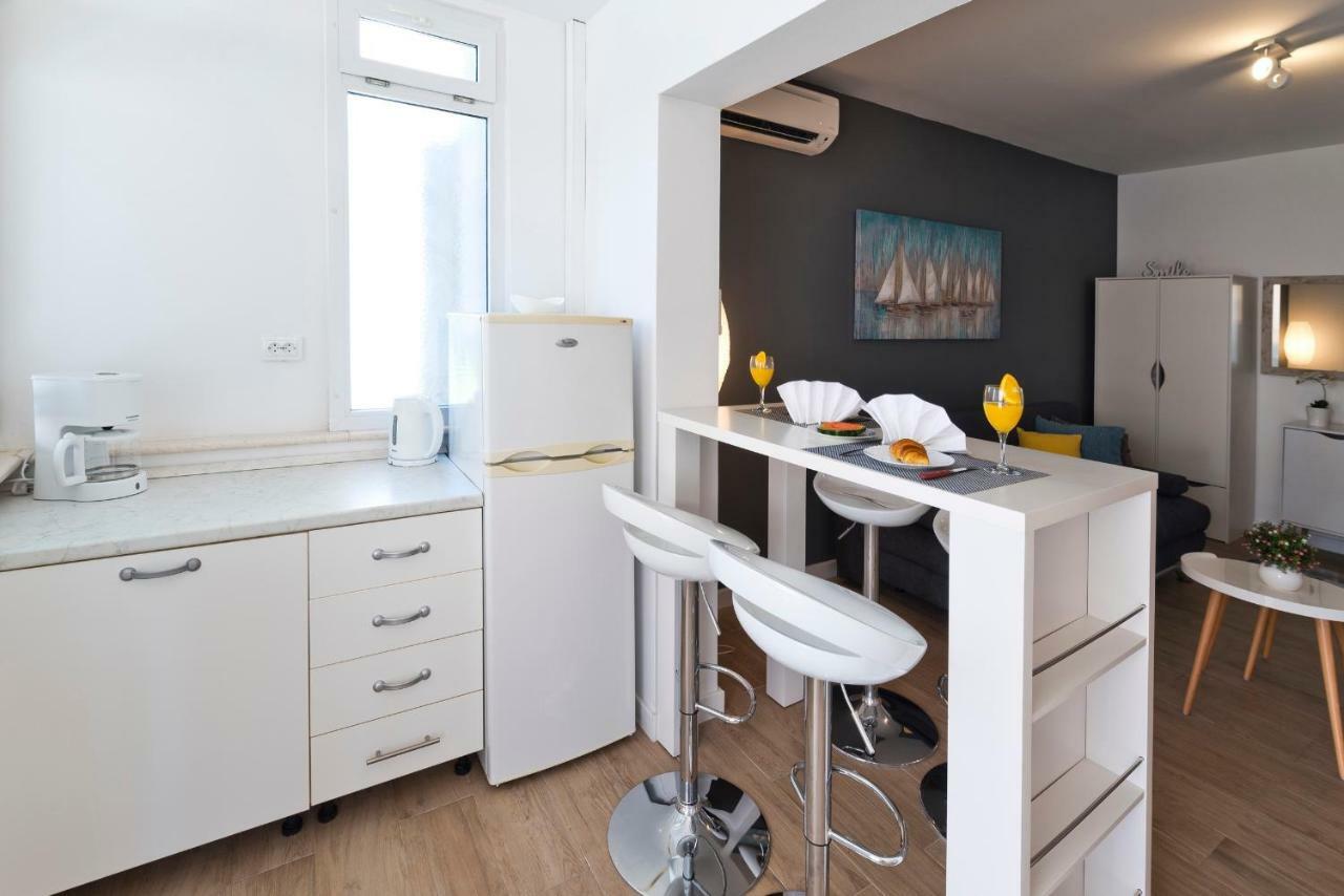 Apartment Marina Primosten Luaran gambar